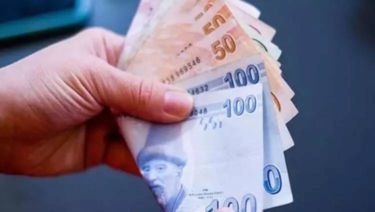 Memur ve emekli milyonlara ek ödeme mi geliyor... Hesaplara yatacağı tarih verildi 13