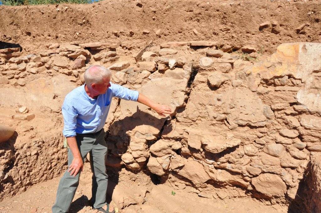 Yer Manisa: Fay hattı 50 metre yer altında ve Sardes kentinin tam merkezinden geçiyor 12