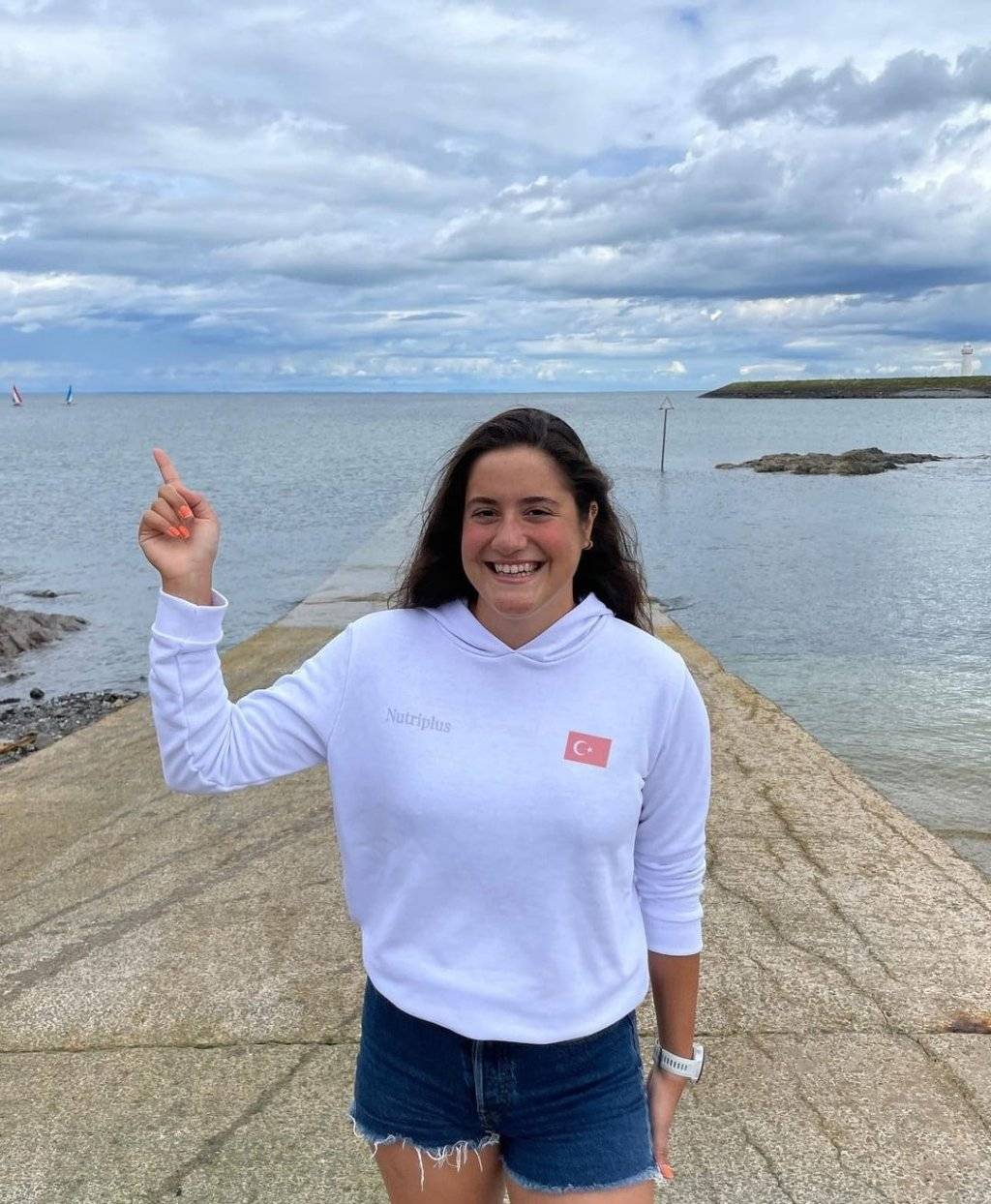 Aysu Türkoğlu Kuzey Kanalı’nı yüzerek geçen ilk Türk kadın oldu 4