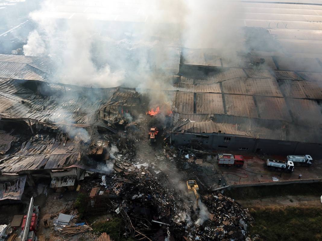 10 fabrika yanmıştı: Yangının çıkış nedeni belli oldu 3