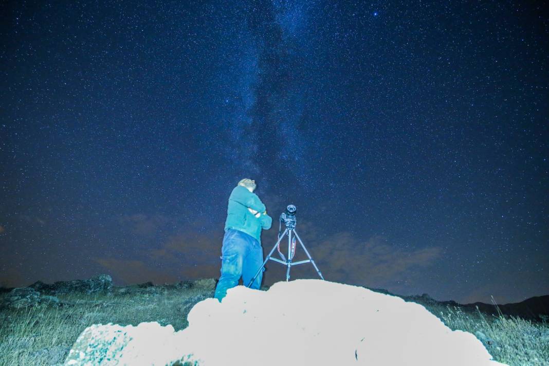 Van'da perseid meteor yağmurunu gözlemlediler 3