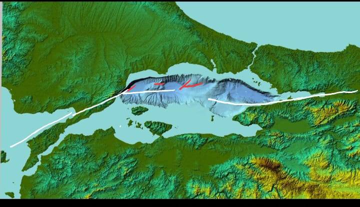 Prof. Dr. Şener Üşümezsoy'dan İstanbul depremiyle ilgili açık mektup 1