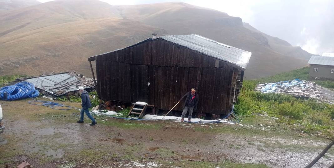 Doğu Karadeniz'de mevsimin ilk karı düştü 7