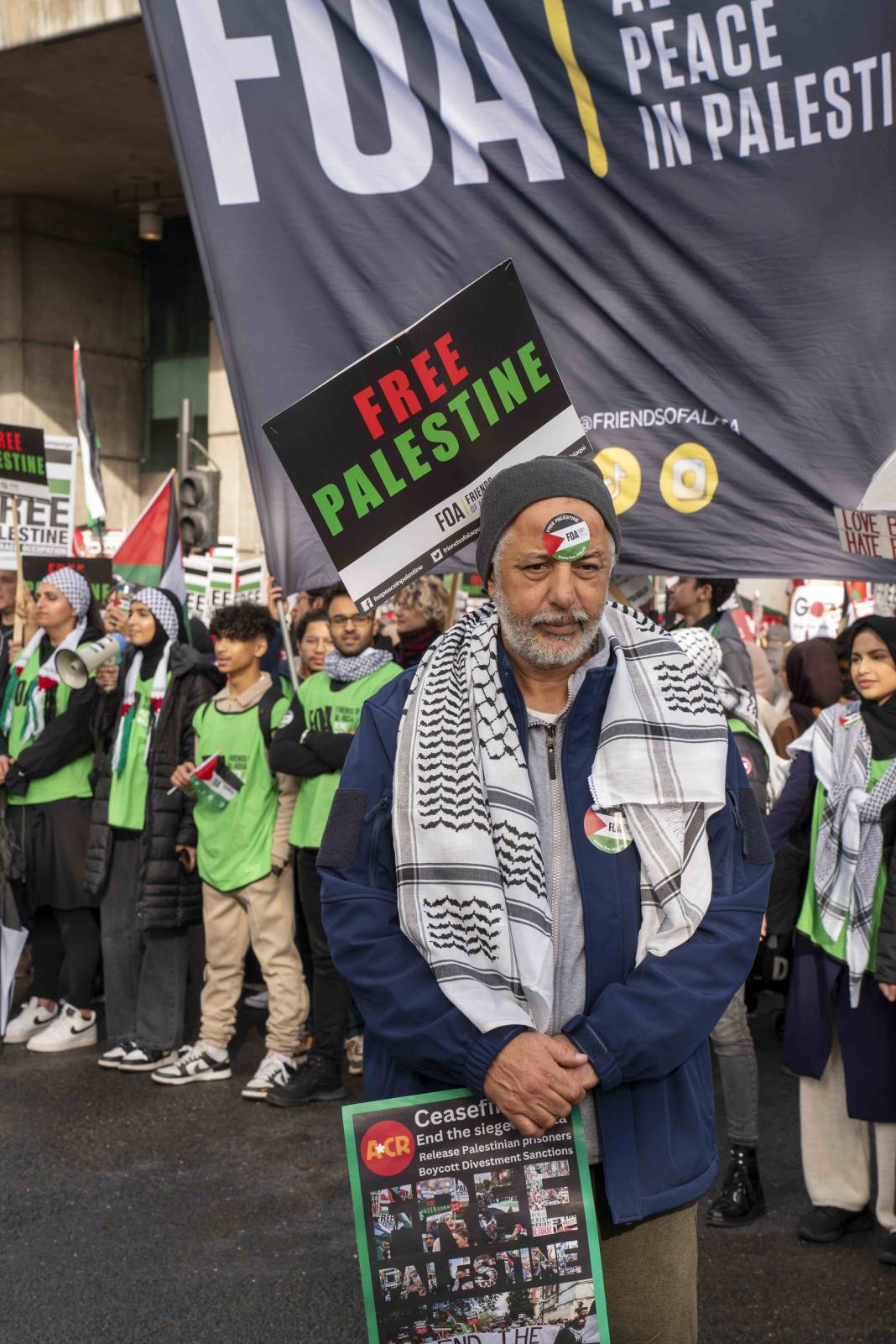 Londra'da on binlerce kişi Filistin'e özgürlük istedi 63