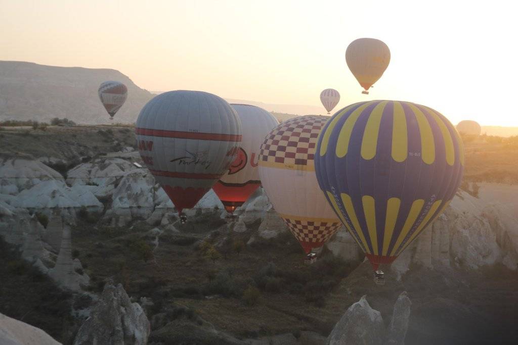 Sıcak hava balonları 10 Kasım'da böyle görüntülendi: Atatürk posterleriyle havalandılar 8