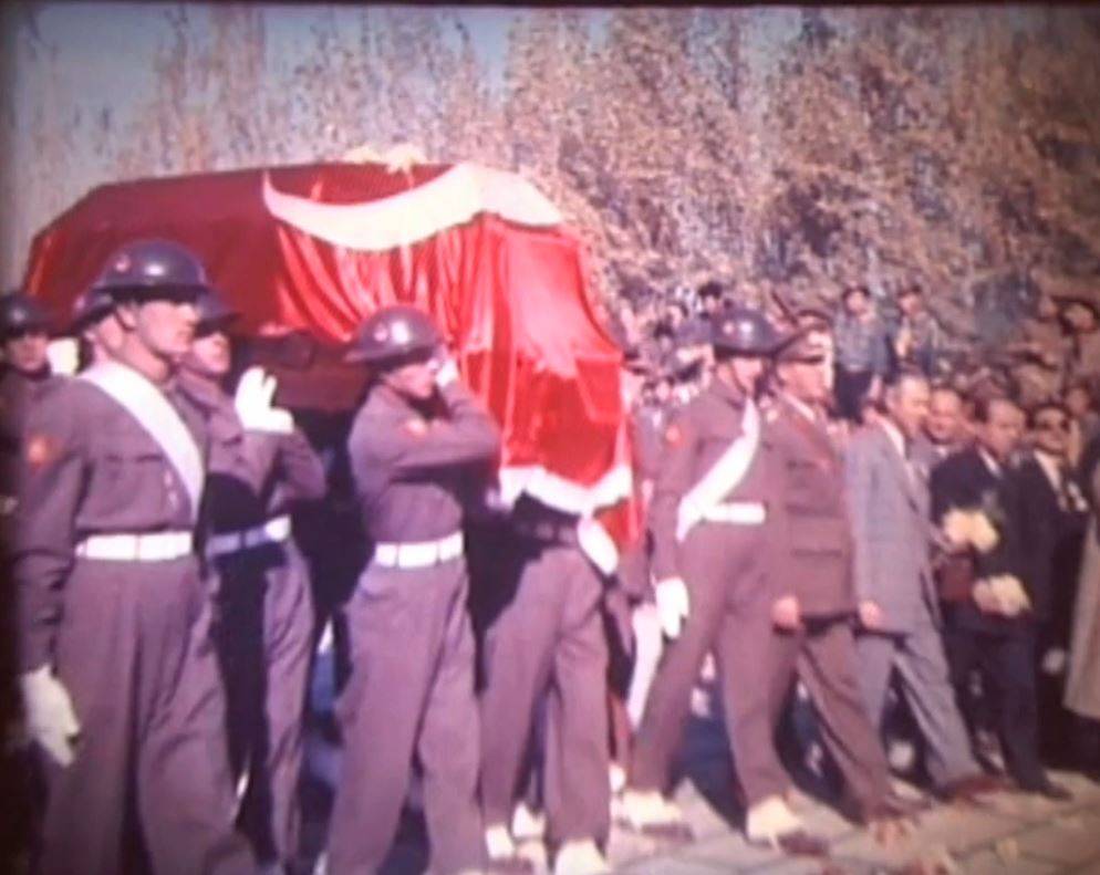 Atatürk'ün naaşının Anıtkabir'e naklinin renkli görüntüleri ortaya çıktı 1