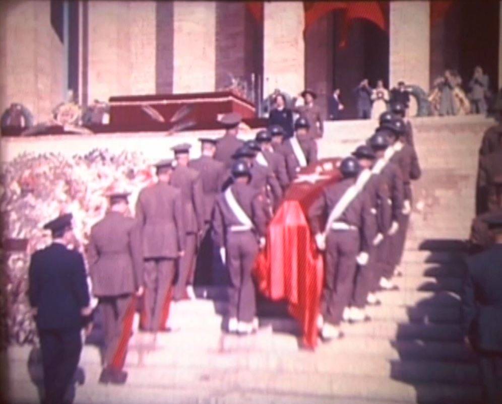Atatürk'ün naaşının Anıtkabir'e naklinin renkli görüntüleri ortaya çıktı 8