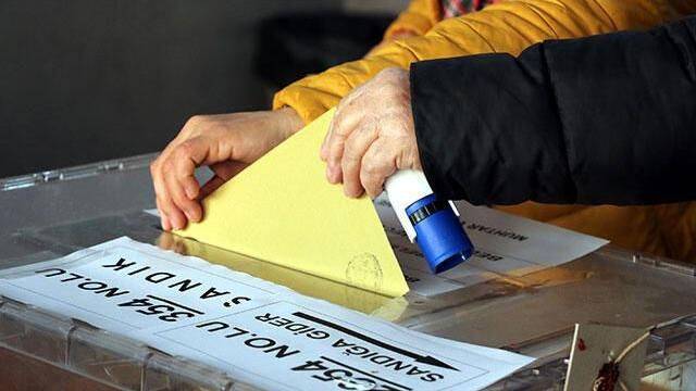 ANKET | CHP'li belediyeyi 2 seçmenden 1'i başarısız buluyor 1
