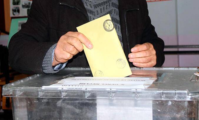 'AKP'nin İzmir Büyükşehir Belediye Başkanı kim olmalı?' anketinde ilk sırada Hamza Dağ yer aldı 12
