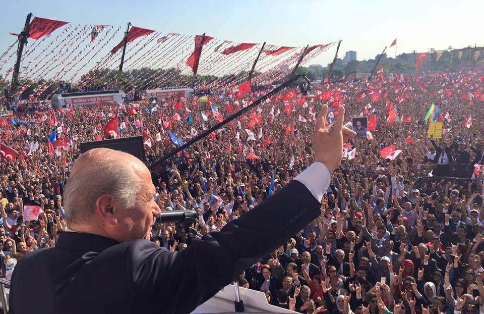 İstanbul'da AKP'ye kötü haber: İmamoğlu farkla önde 5
