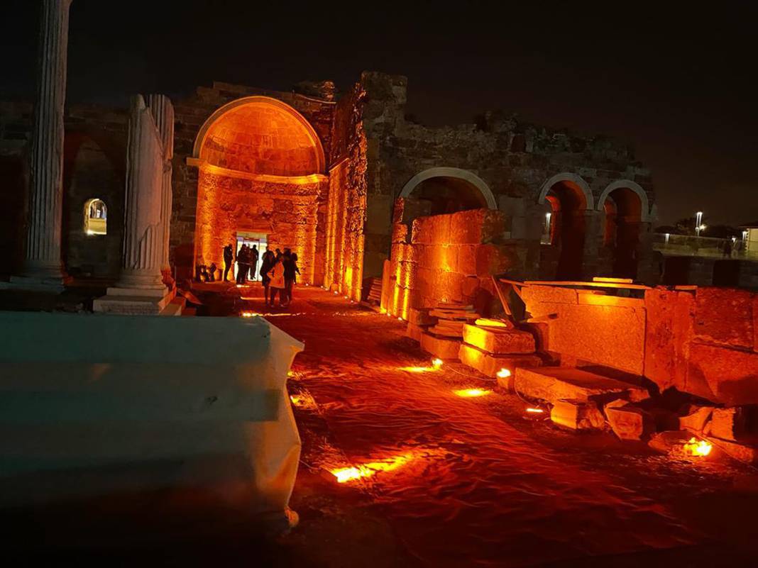 Gece kulübü girişi yapılmıştı... Athena Tapınağı, 1800 yıl öncesi haline dönüyor 3