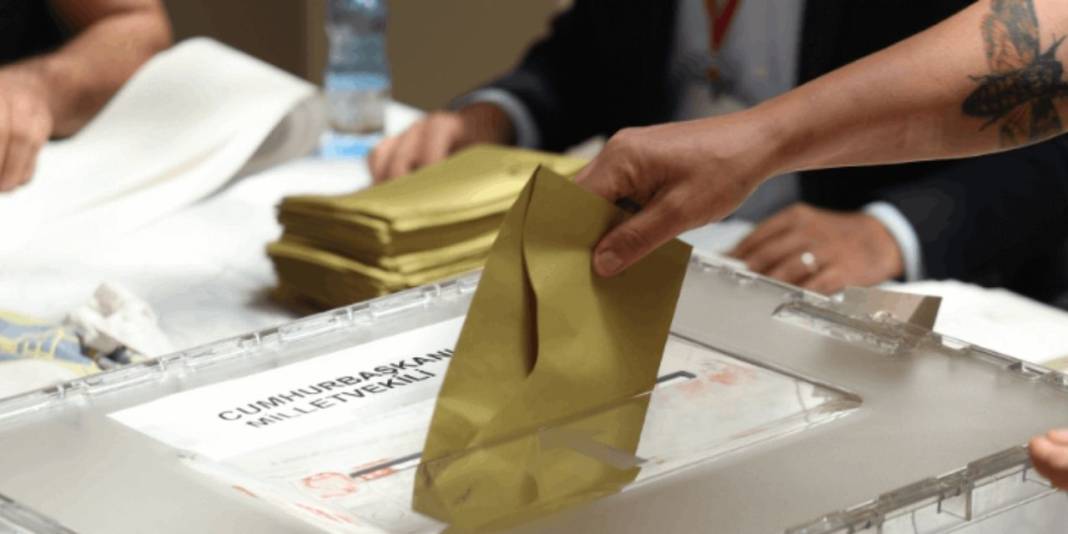 Milletvekili seçim anketi: İstanbul'da sürpriz sonuçlar 12