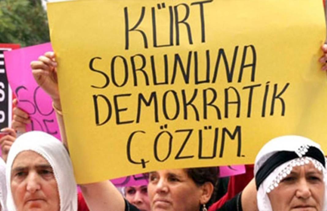 Kamuoyu araştırması: Sizce AKP neden oy kaybetti? 11