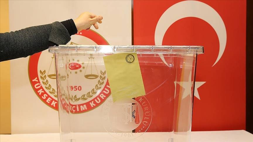 Son anket: CHP, AKP'nin 1,4 puan önünde 5