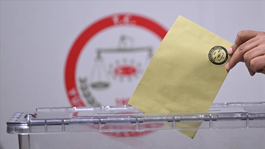 Yöneylem anketi: AKP'nin erimesi sürüyor, CHP birinci parti | Yüzde kaç oy alıyorlar? 1