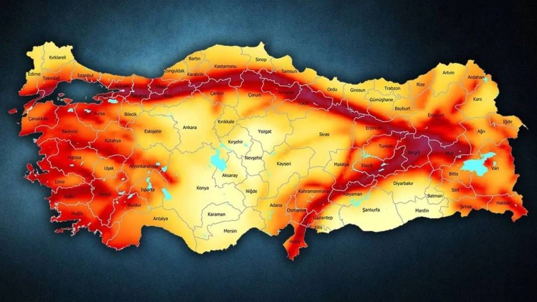 Prof. Dr. Övgün Ahmet Ercan'dan 7 kent için uyarı: Vahşi kırıklardır, 7.3 büyüklüğünde deprem üretebilir 3