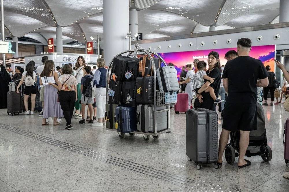 Havalimanlarında bayram yoğunluğu 1