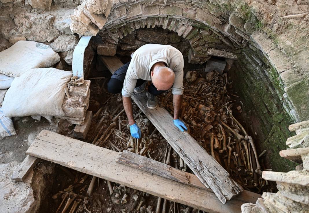 İstanbul'un tarihini değiştirecek arkeolojik kazılar: Yüzde 90'ı tamam 11