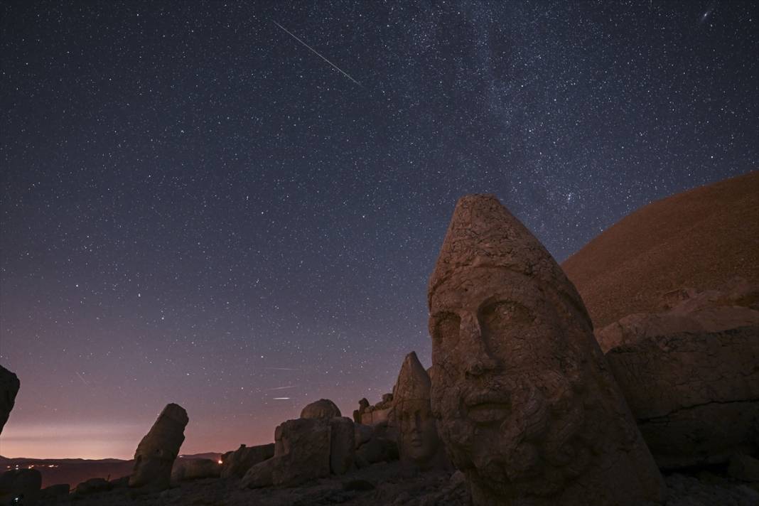 Fotoğraflarla Türkiye ve Dünya'da 'Perseid meteor yağmuru' 7