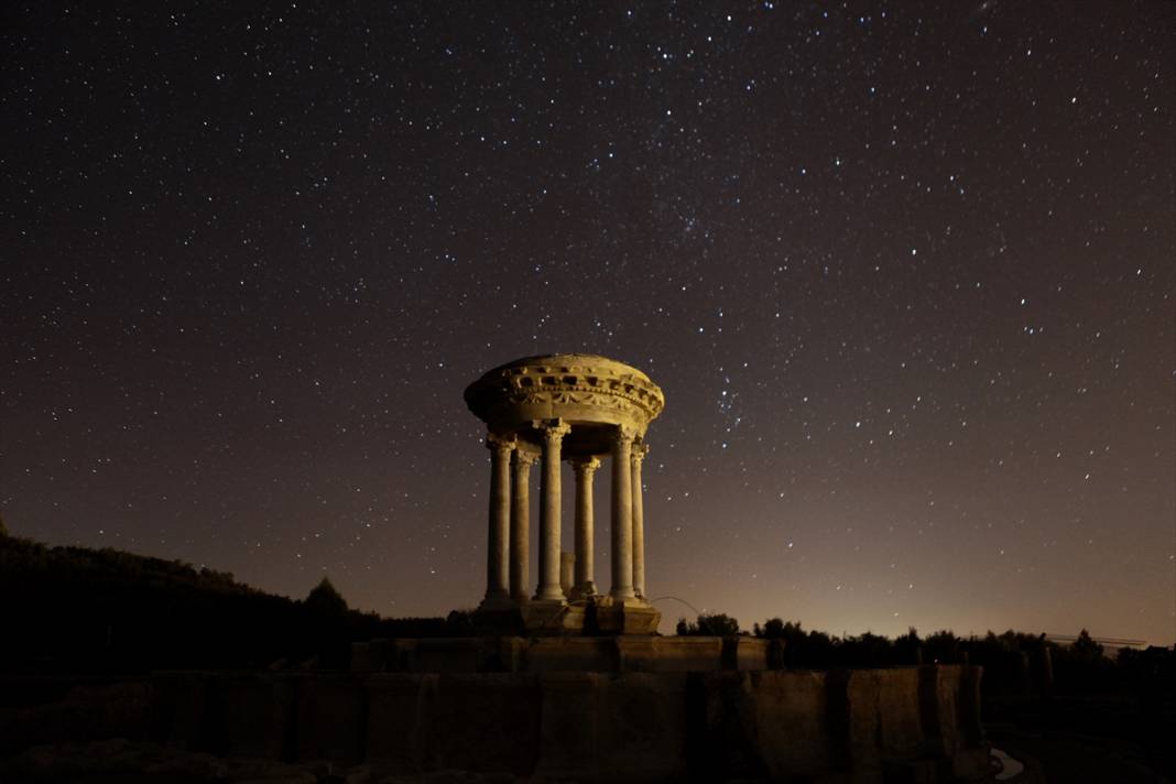 Fotoğraflarla Türkiye ve Dünya'da 'Perseid meteor yağmuru' 1