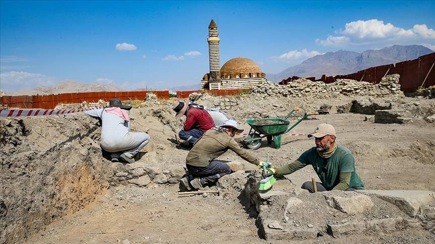 'Eski Van şehri' kazılarında heyecanlandıran keşif 1