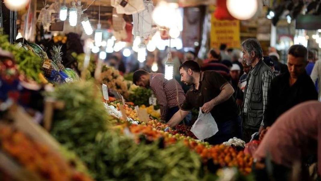 İstanbul'da 4 kişilik ailenin yaşaması için 4 asgari ücret gerekiyor 5