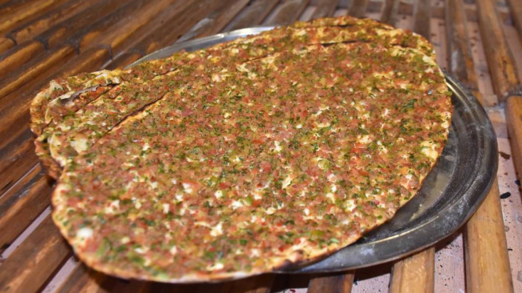 Listede adı en çok geçen: Lahmacun 100 TL’nin altına olmaz 4