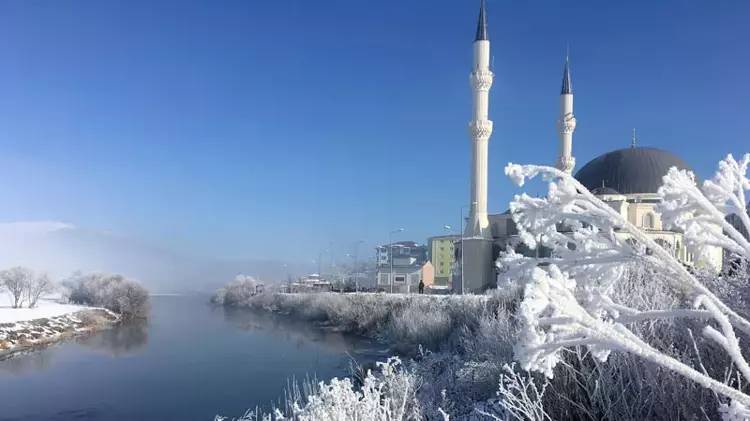 Türkiye’nin En Soğuk İlinde Sıcaklık Eksi 23’e Düştü 1