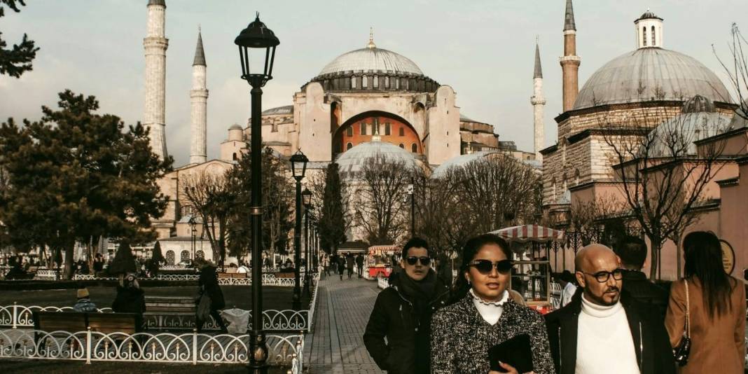 Türkiye’de ikâmet eden yabancıların sayısı açıklandı 17