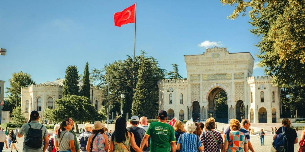 Türkiye’de ikâmet eden yabancıların sayısı açıklandı 10