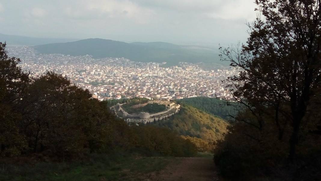 Prof. Dr. Üşümezsoy, İstanbul'un zemini en riskli bölgelerini açıkladı 2