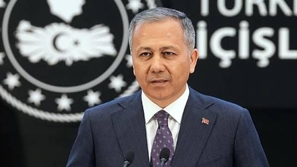 24 saatte neler oldu?: Avukata barikat, seçmene gaz, kente yasak 7