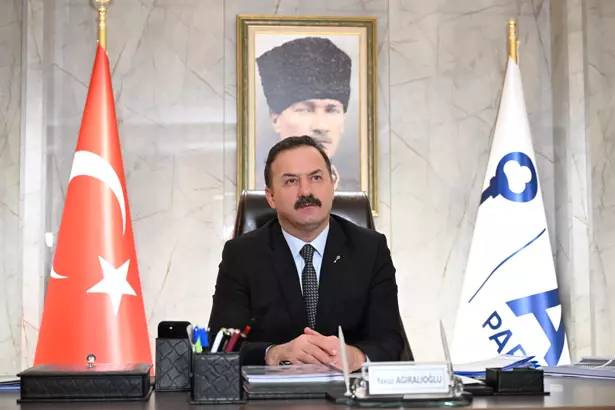 Son anket: CHP-AKP başabaş; fark yüzde 0,5 15