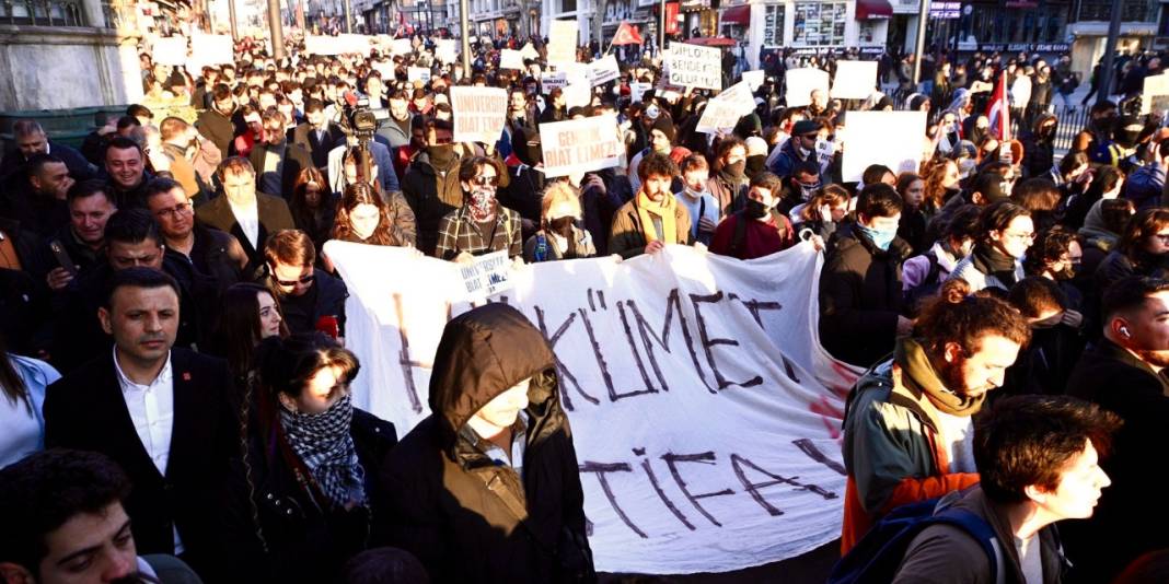 Fotoğraflarla Saraçhane eylemi: Özel'e göre 310 bin kişi katıldı 3