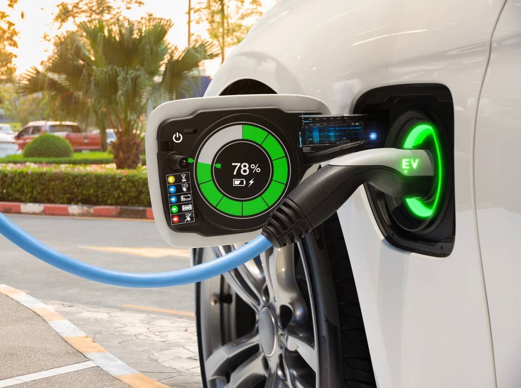 5 yılda değerini en çok kaybeden ve koruyan otomobiller 2