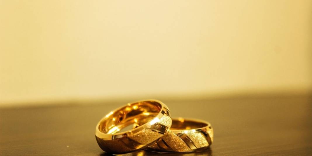 Altın haftaya rekorla başladı 4