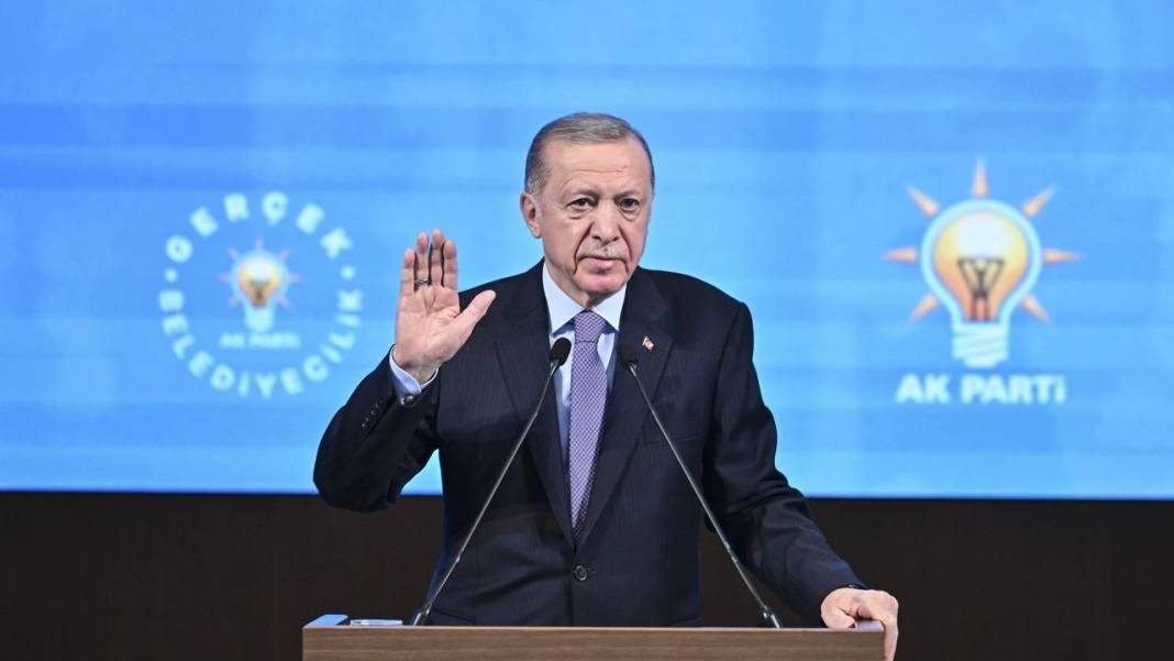 Anket: Erdoğan siyaseti bırakırsa kime oy verirsiniz? | AKP'nin iktidar olma şansı var mı? 8