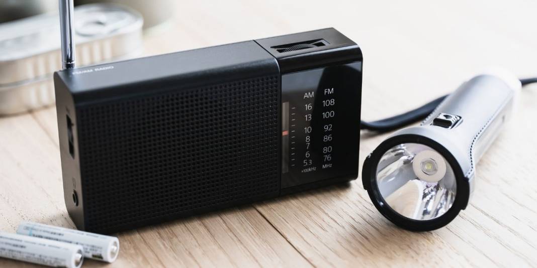 İstanbul depremi yeniden hatırlattı: Deprem çantasında neler olmalı? 3