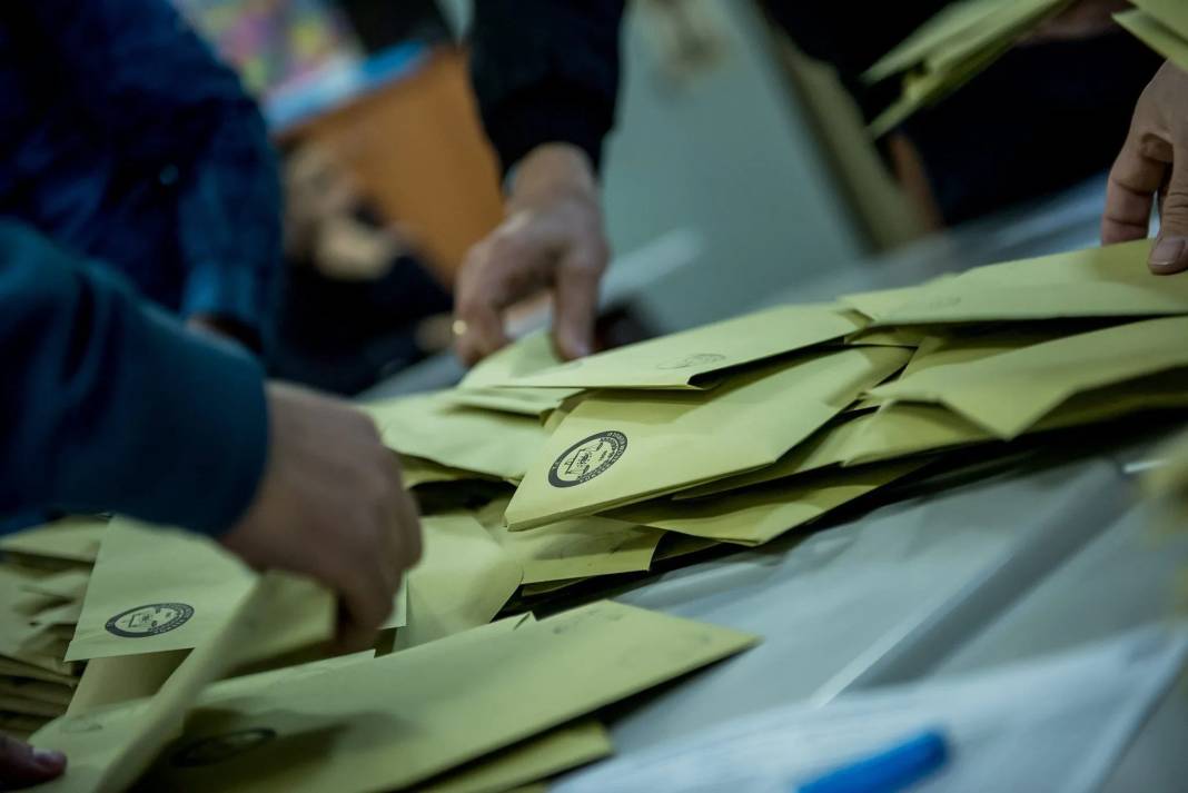 Yöneylem Araştırması: CHP ile AKP arasındaki fark büyüyor 5