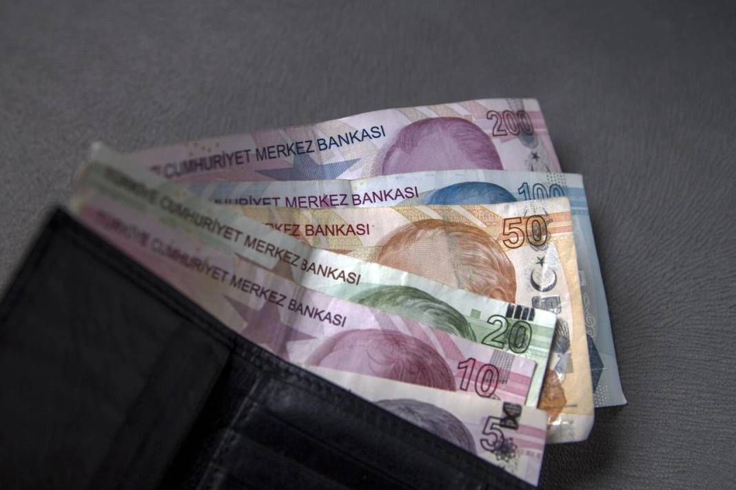 Bankaların faiz yarışı sürüyor: İşte banka banka 2 milyon TL'nin aylık faiz getirisi 9