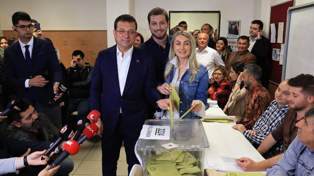 Anket: Vatandaş Cumhurbaşkanlığı koltuğunda Erdoğan'ı mı İmamoğlu'nu mu seçecek? 4