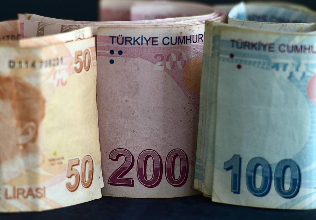 Para parayı çekiyor: Faizden aylık 70 bin TL kazanmak için bankaya ne kadar yatırmak gerekiyor? 9