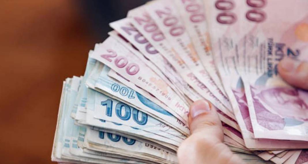 Para parayı çekiyor: Mevduat faizinden aylık 100 bin TL üzeri kazanmak için kaç paraya ihtiyaç var? 4