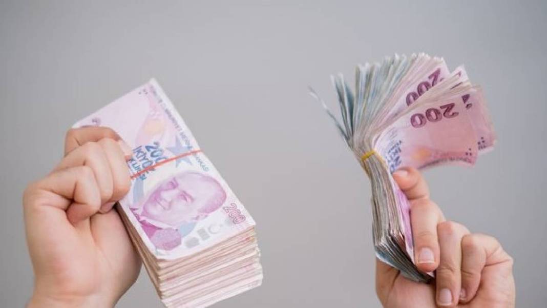 Bankaların faiz yarışı sürüyor: 1 milyon TL'nin aylık faiz getirisi asgari ücretten fazla 4