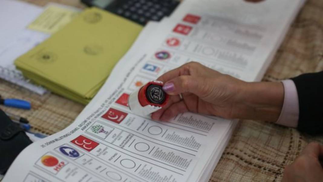 Dikkat çeken erken seçim anketi: CHP ile AKP arasındaki fark açılıyor 6