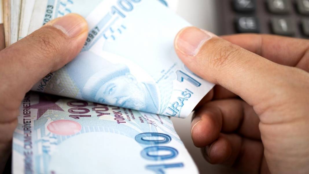 Para parayı çekiyor: Bankaların 1 milyon liraya verdiği aylık faiz getirileri belli oldu 2
