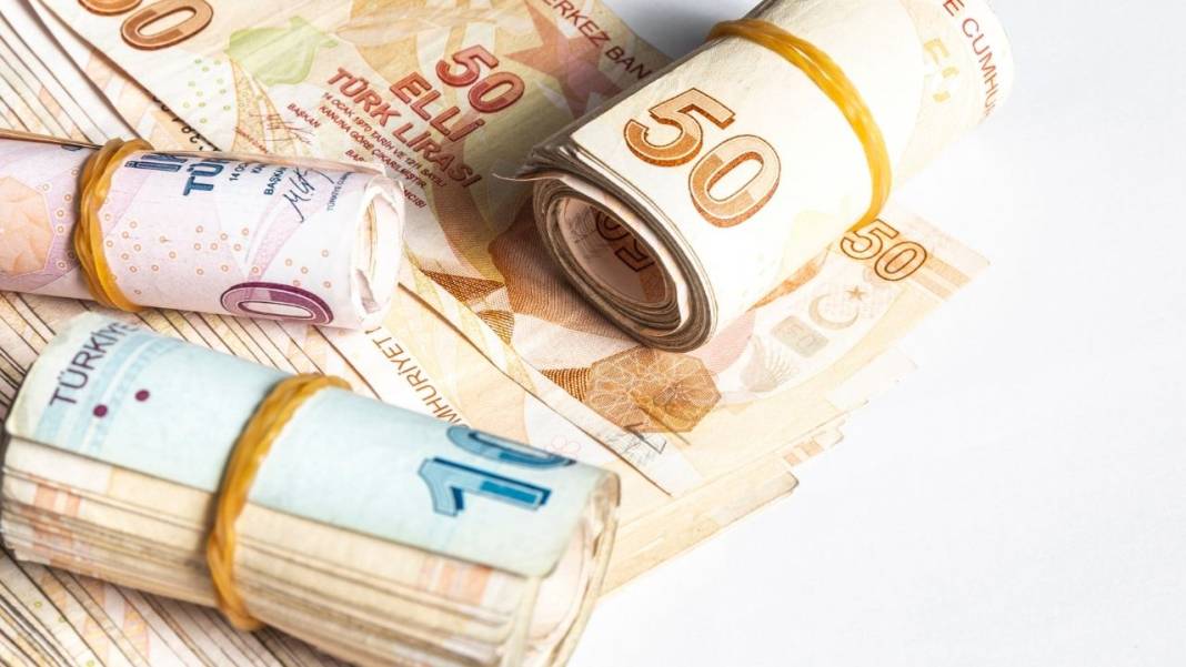 Para parayı çekiyor: Bankaların 1 milyon liraya verdiği aylık faiz getirileri belli oldu 9