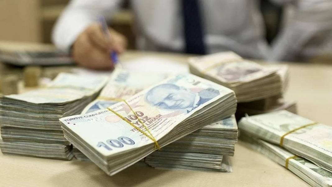 Para parayı çekiyor: Mevduat faizinden aylık 100 bin TL üzeri kazanmak için kaç paraya ihtiyaç var? 8