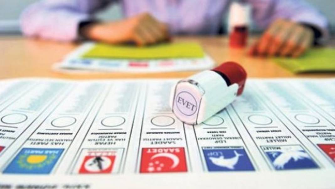 Yeni anketten dikkat çeken sonuçlar: CHP ile AKP arasındaki puan farkı kapandı 4