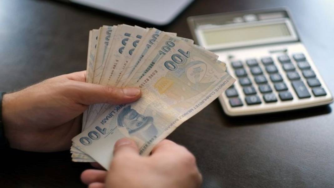 Para parayı çekiyor: Bankaların 2 milyon TL'ye verdiği aylık faiz oranları belli oldu 9
